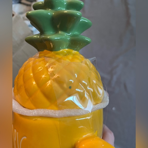 Rae Dunn Tropic Like it’s Hot - Picture 2 of 7